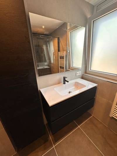 Badkamerrenovatie – afwerking (9)