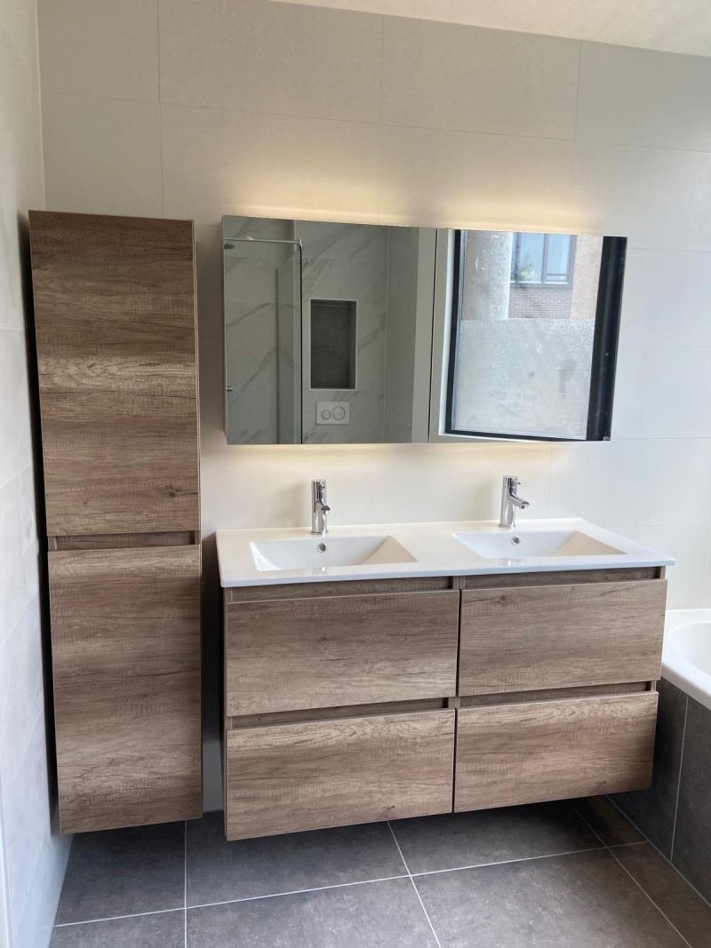 Badkamerrenovatie – afwerking (15)