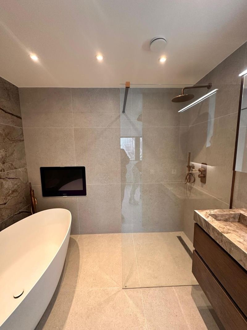 Badkamerrenovatie – afwerking (11)