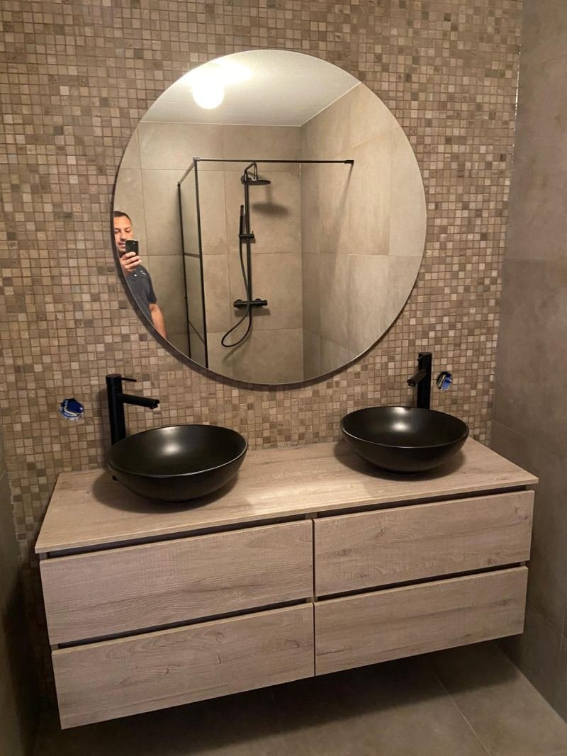 Badkamerrenovatie – afwerking (8)