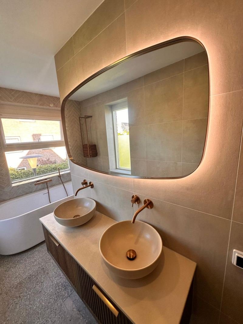 Badkamerrenovatie – afwerking (6)