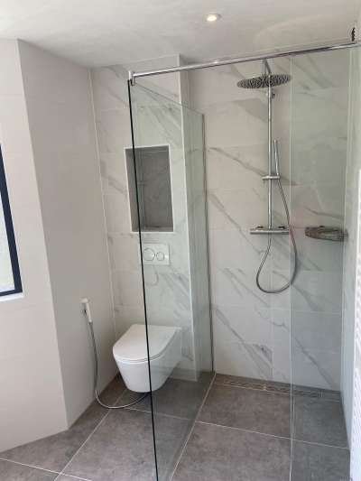 Toiletrenovatie – strak resultaat (2)